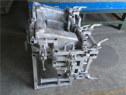 O molde de alumínio do tanque de água 35L, peças de automóvel de LLDPE molda uma construção da parte