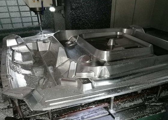 As peças de automóvel da maquinaria de exploração agrícola moldam o software do projeto do UG CAD do molde da peça do carro de 1800mm